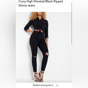 Express 2S Curvy High Waisted Black Ripped
Skinny Jeans